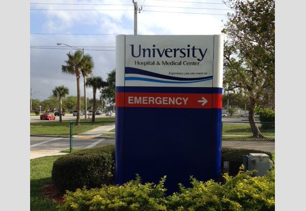  - Monument-Entrance-Signage-Healthcare-University Hospital-Image360-Lauderhill